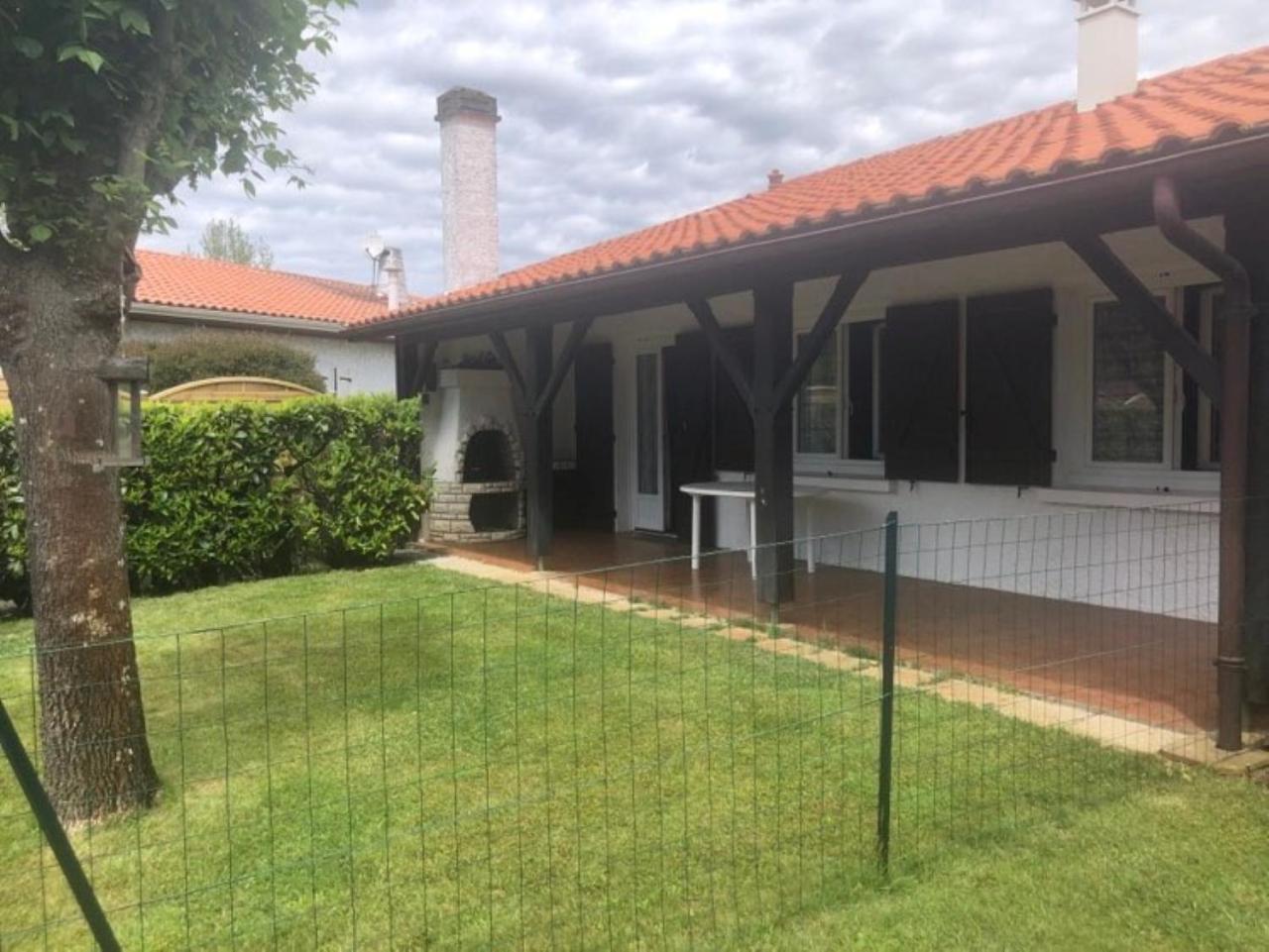 Agreable Maison A 400M Du Lac Villa Sanguinet Exterior photo